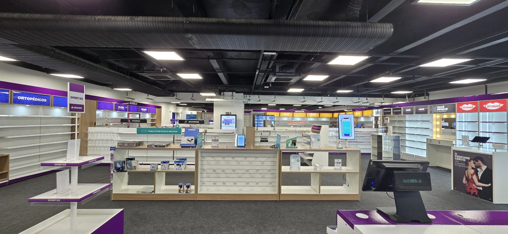 Curadoria de Prof. Dra Regiane Relva do Stand Farmatech da Abrafarma 