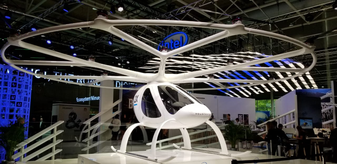 Regiane Romano marca presença na CEBIT 2018, evento alemão com foco em tecnologia e inovação